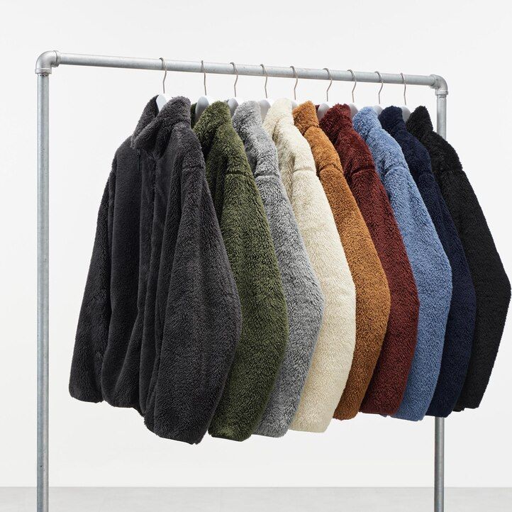 white mens uniqlo fluffy fleece zipped jackets